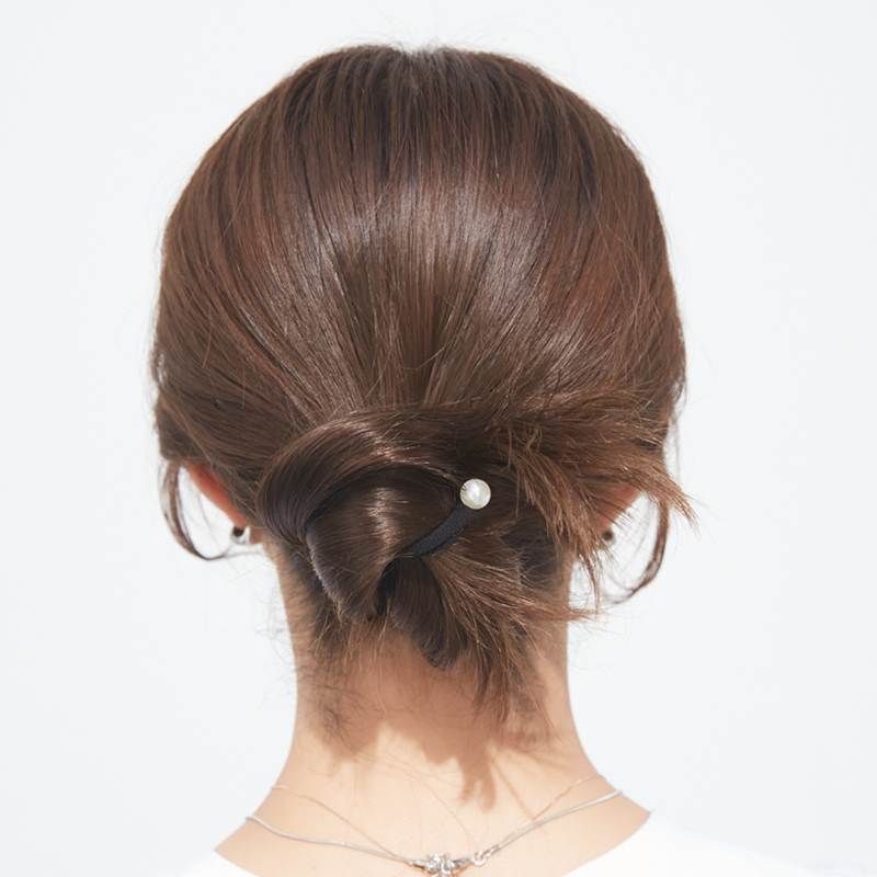 韓国ヘアアレンジ お団子で作る「大人のカチモリ」は簡単で涼しいVERY