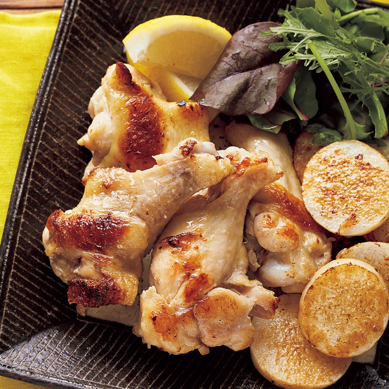 山本ゆりさんの炊飯器サムゲタンを手羽増しで堪能 - ツレヅレ食ナルモノ