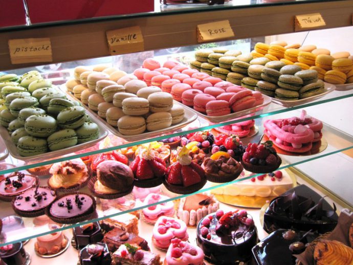 ケーキ屋のホームページデザイン_長野県松本市 Pâtisserie NUMOROUS パティスリーニューモラス空間ブランディング・店舗デザイン 実績