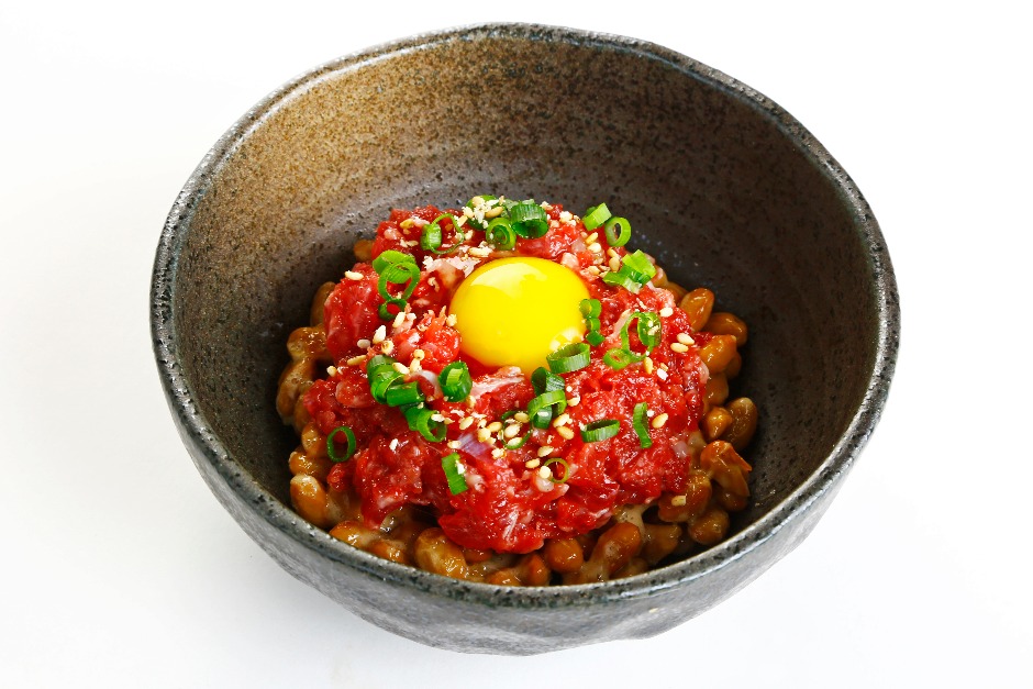 黄金比率を楽しむ！「ユッケ」の絶品レシピ〜刺身を使って簡単に！サラダ・丼・お手軽アレンジも - E・レシピ 1 1ページ