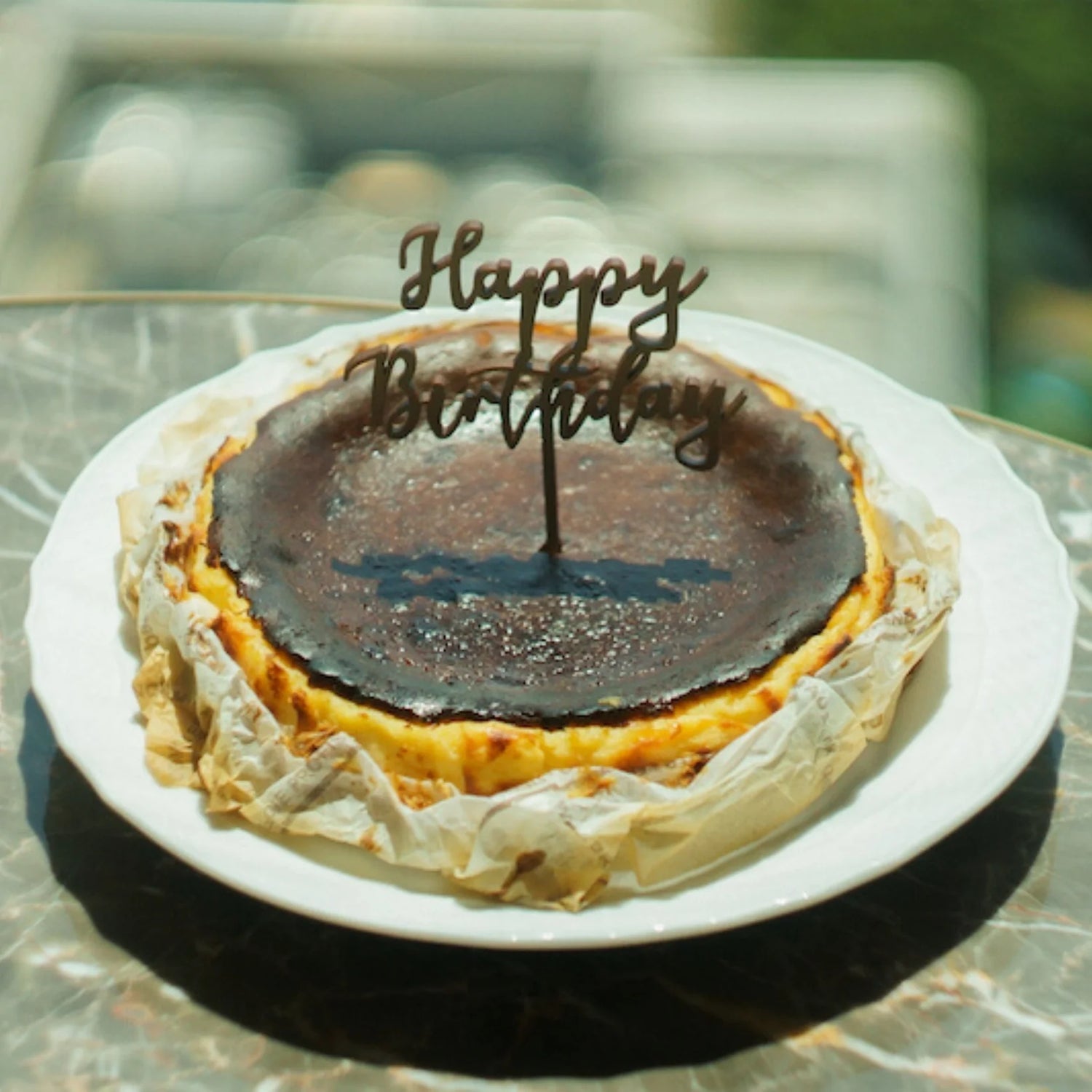 テイクアウト バスクチーズケーキ フルーツ添え5号サイズパティスリー ドゥ ボンヌ オーギュル