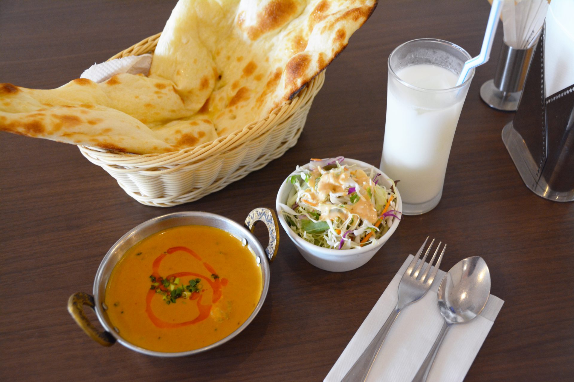 カレーとナンの写真素材写真素材なら「写真AC」無料 フリー ダウンロードOK