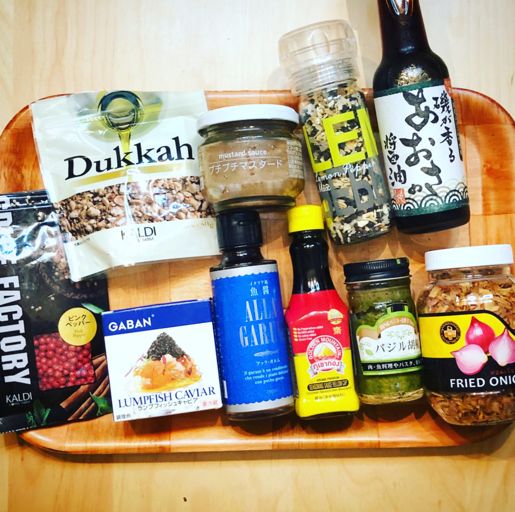 カレーは隠し味でどう変わる？定番の隠し味10種を使ってカレーを作ってみた！ - トクバイニュース