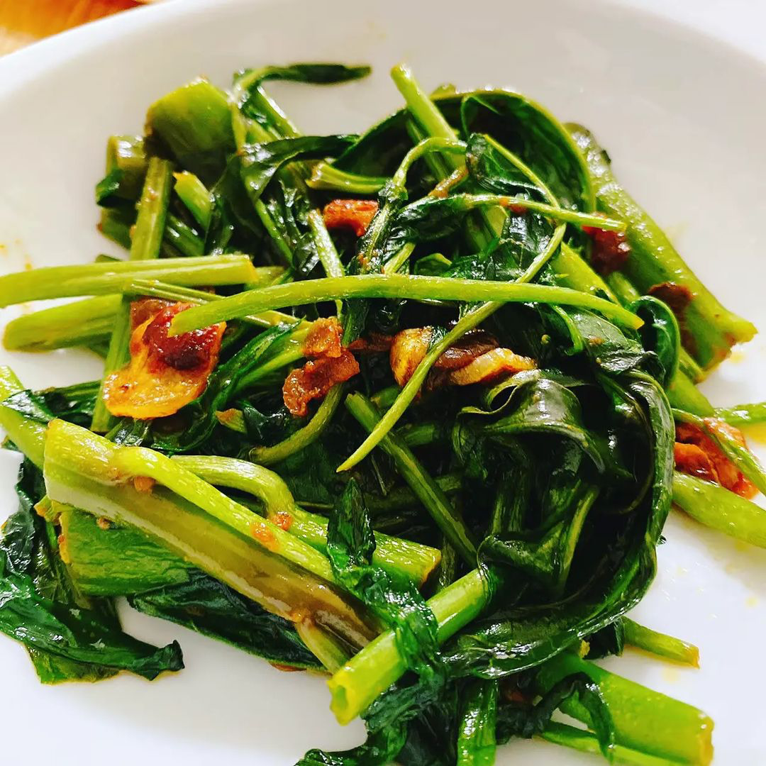 簡単だけど本格中華！空心菜の炒め物