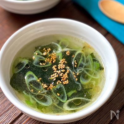 ささみとしめじのクリームオニオンスープ 簡単高タンパクで朝食にも レシピ・作り方 - 筋肉料理研究家Ryotaのレシピブログ