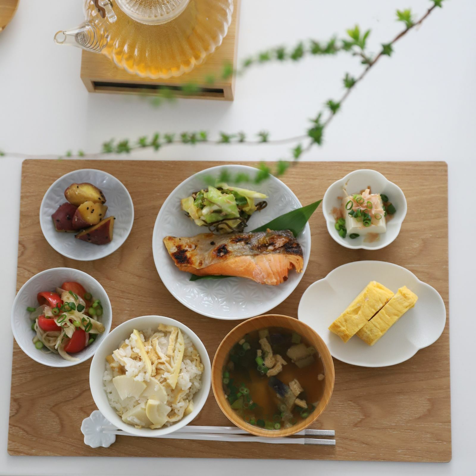 静岡市駿河区丸子 12 5 木 ～、和処 若松の平日営業日が追加されます！旧東海道・丸子宿で味わう、静岡県産無農薬野菜を使った極上和食ランチ株式会社創造舎のプレスリリース