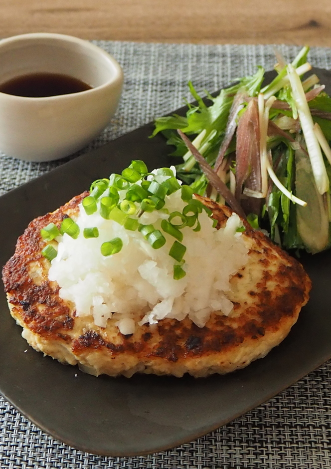 ハンバーグエッセイ本 「JUNAさんの最強で最愛の家ハンバーグ」新発売！日本ハンバーグ協会