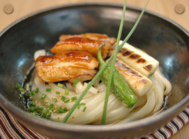 かしわうどん半田そうめん 公式 オカベの麺