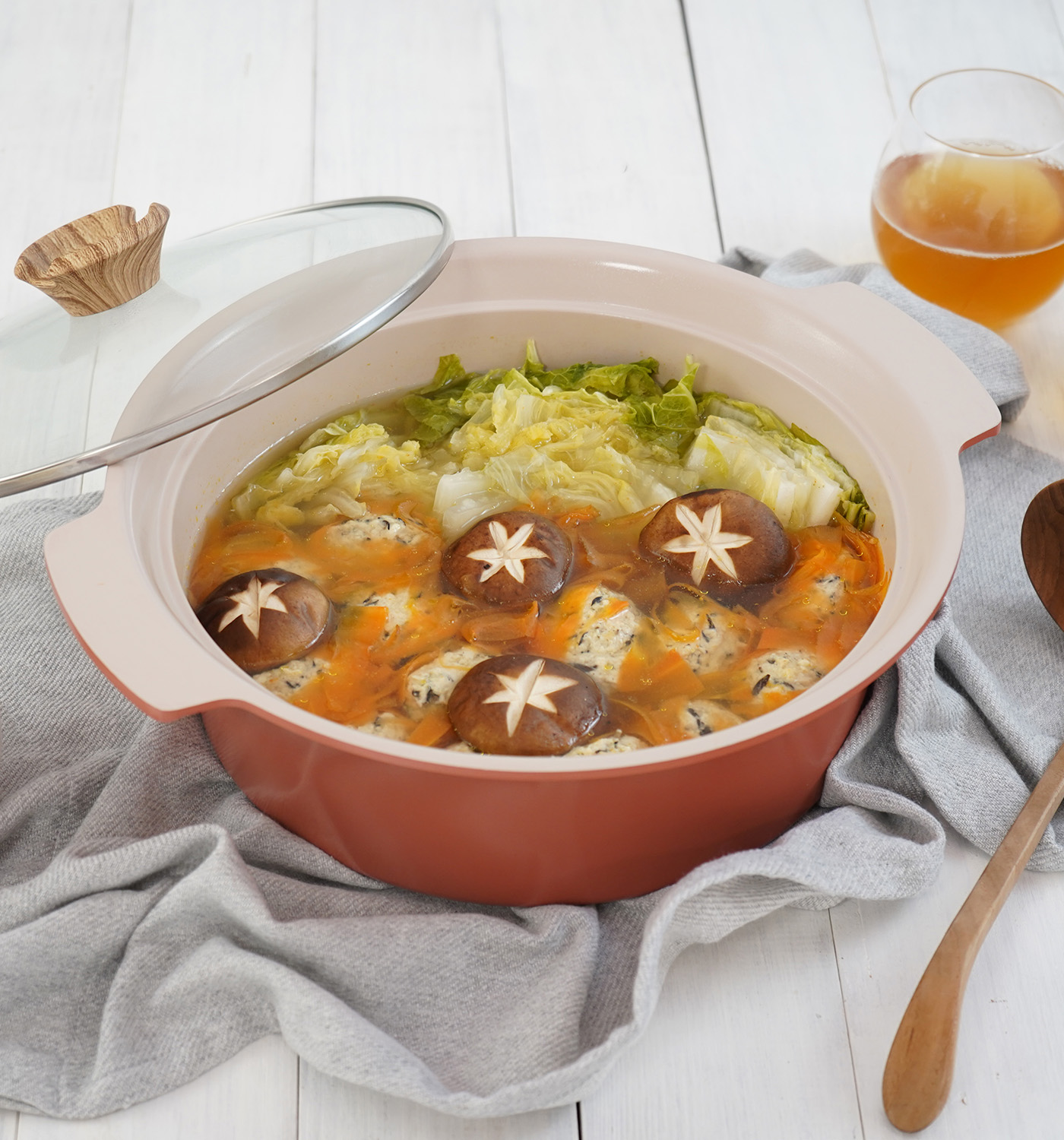 話題入り 鶏肉と白菜の白だし鍋