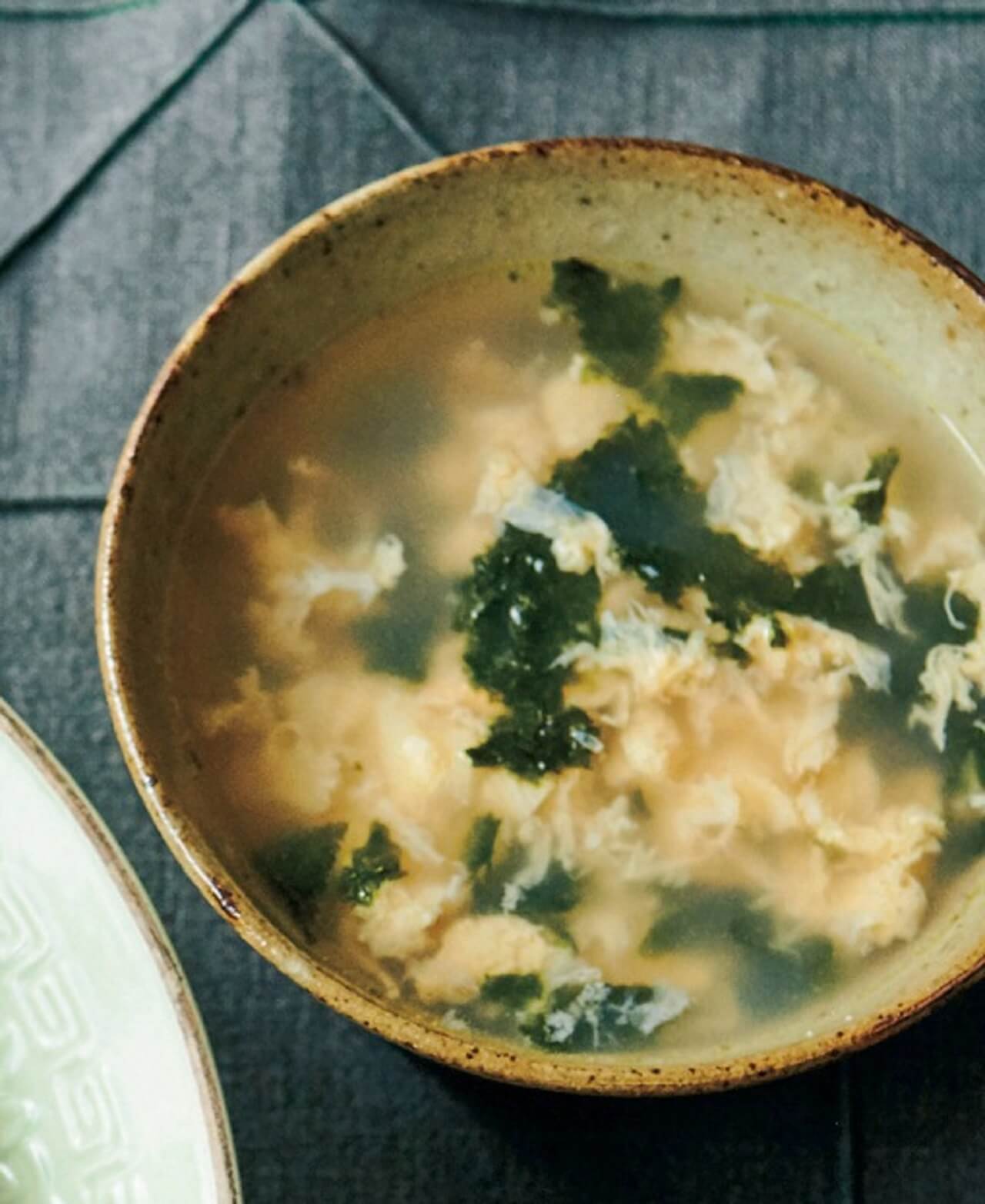 韓国料理の定番！うまみたっぷりで驚きの美味しさ！極上わかめスープのつくり方