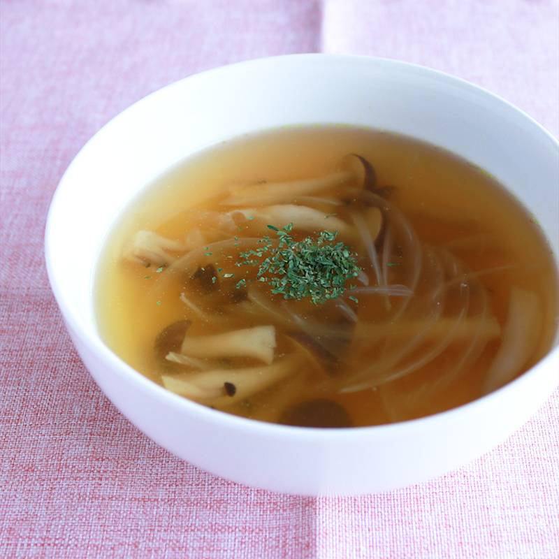 余った冷凍のミックスベジタブルで作る～簡単‼コンソメスープ～ - Orenge30の料理日記