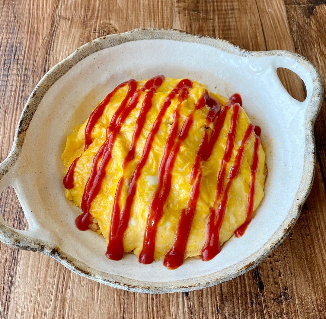 チキンライスは炊飯器にお任せ！簡単オムライスの作り方
