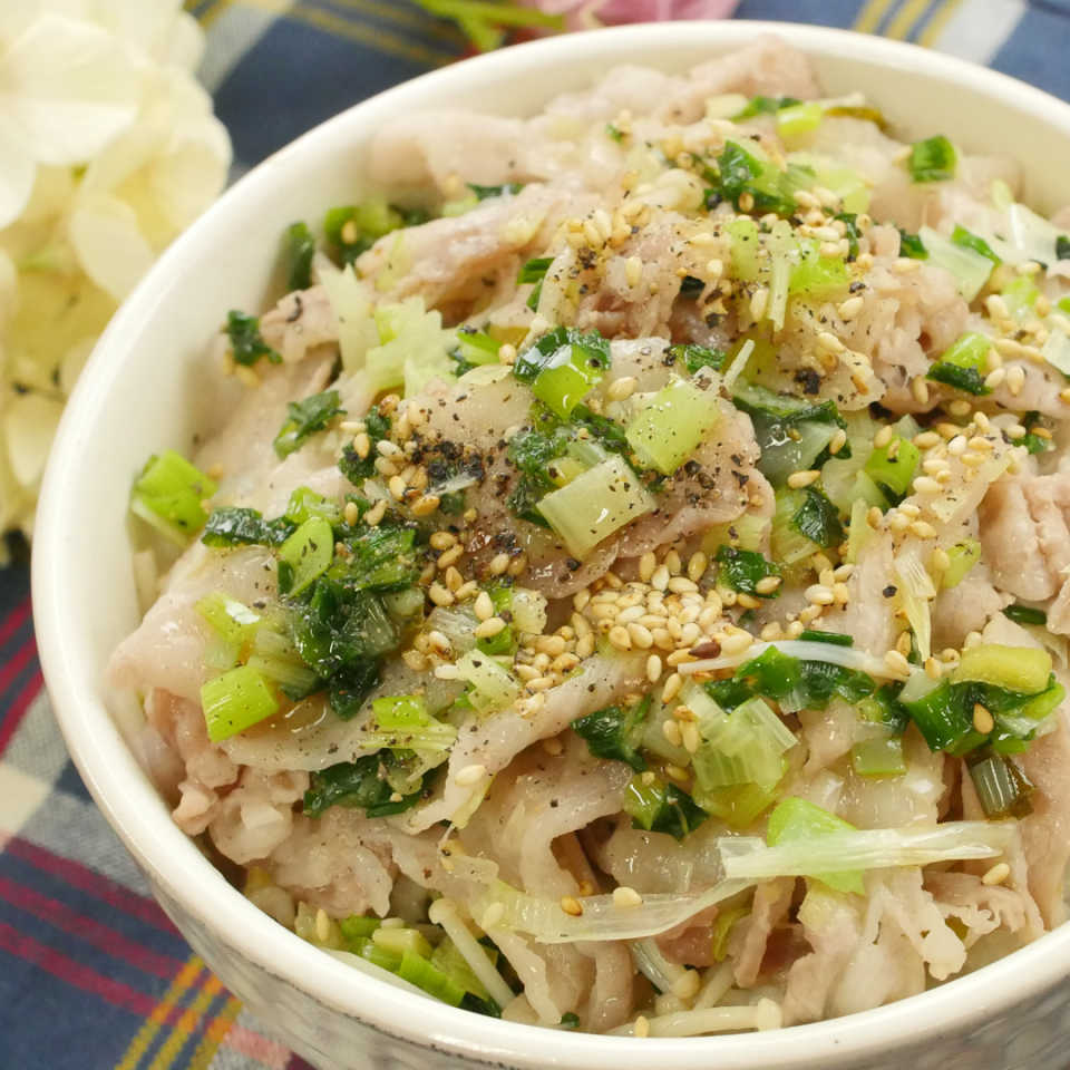 豚バラ肉のねぎ蒸し
