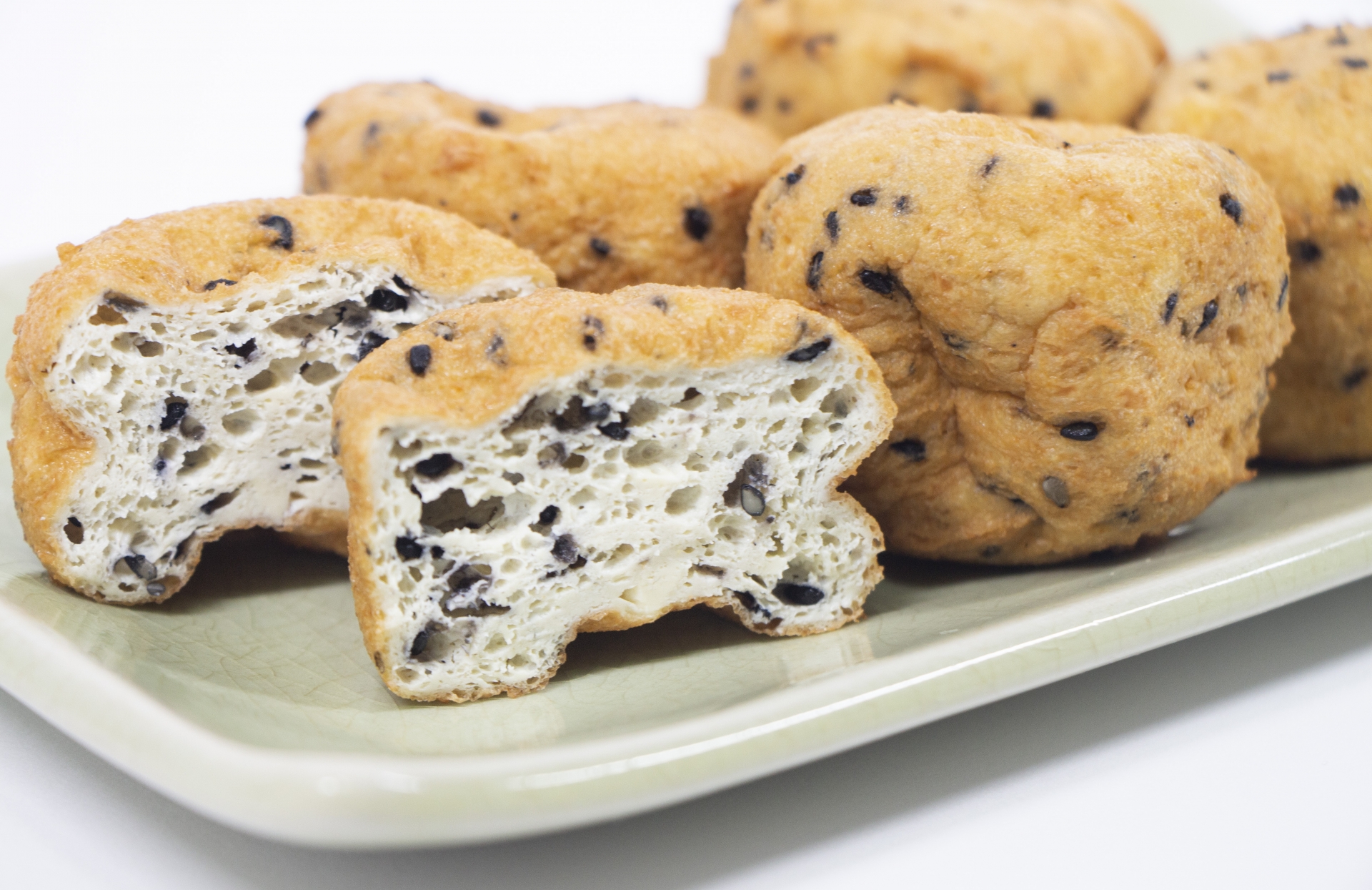 簡単がんもどき♪水切りなし、揚げないのでヘルシーで簡単♡混ぜて焼くだけ！アツアツできたてのがんもどきは最高のご馳走♪豆腐と野菜でめちゃめちゃヘルシー♡vegan