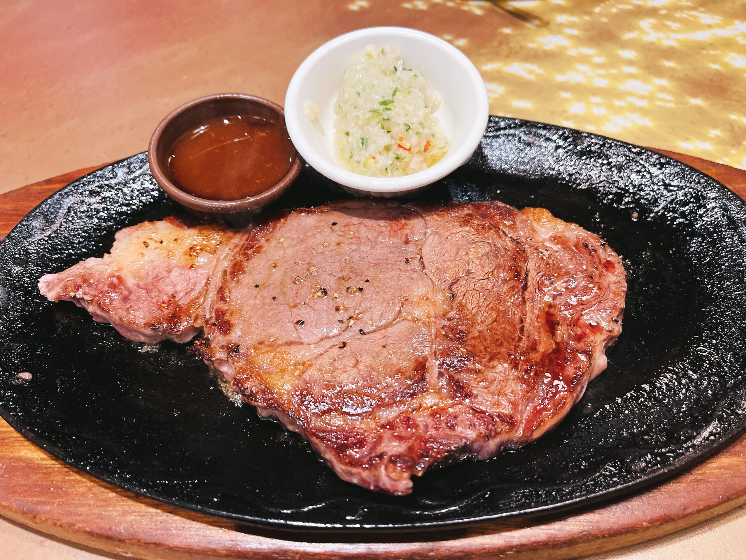 サイゼリヤ ランチ「まろやかデミグラスソースのハンバーグ」のちょい甘のソースがごはんに合う！＾＾※YouTube動画あり - おしょぶ～の～と