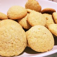 小麦粉なし、卵なし、バターなし☆米粉とすりごまのクッキー☆