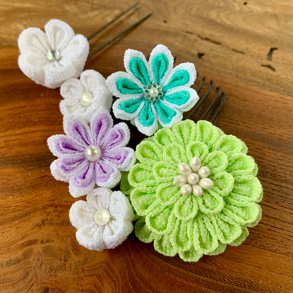 つまみ細工で何か作りたいのに作る元気が出ない - 猫になりたい