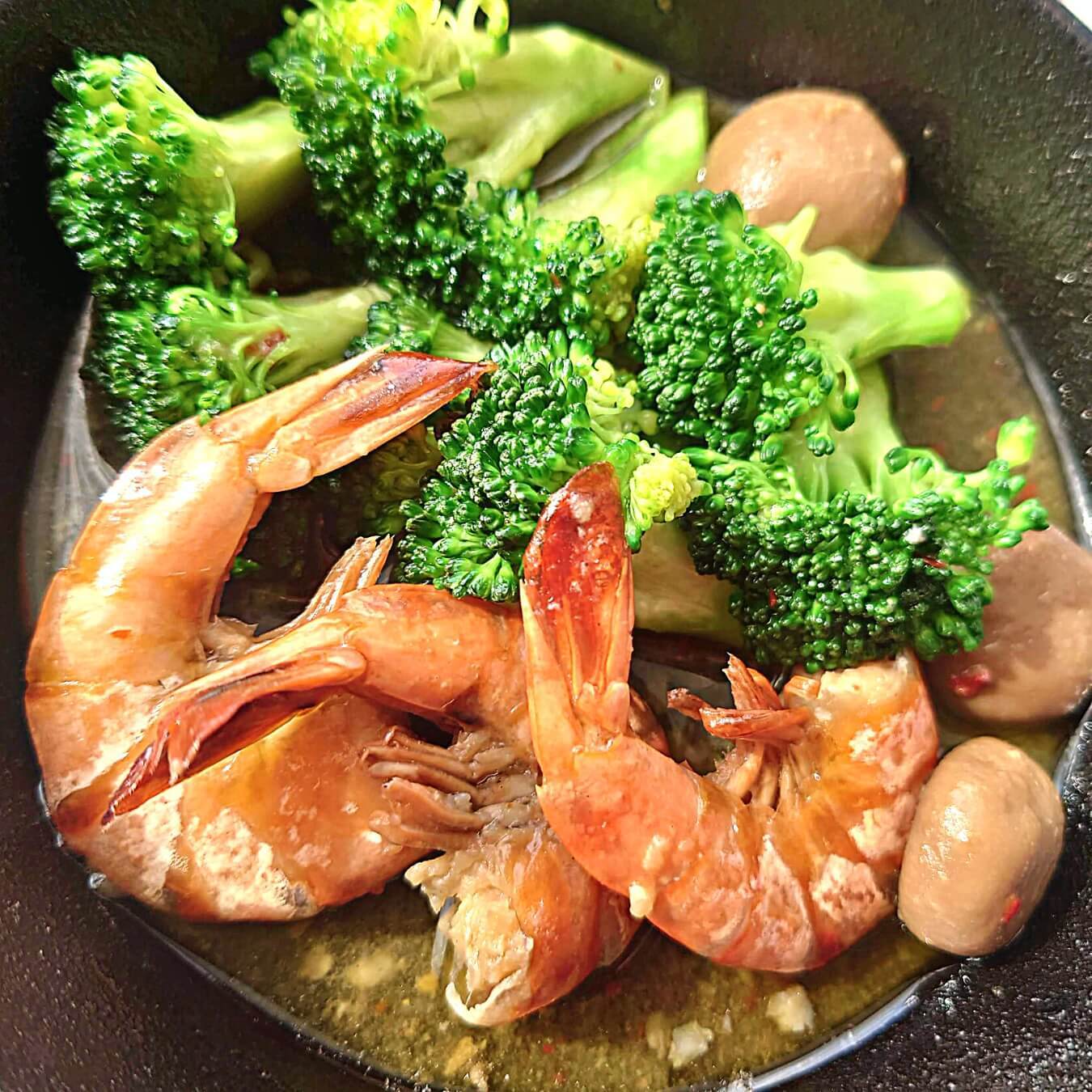 誰か食べる手を止めてくれ〜！カルディで見つけた「激うま調味料」ごはんが爆速で消えちゃった