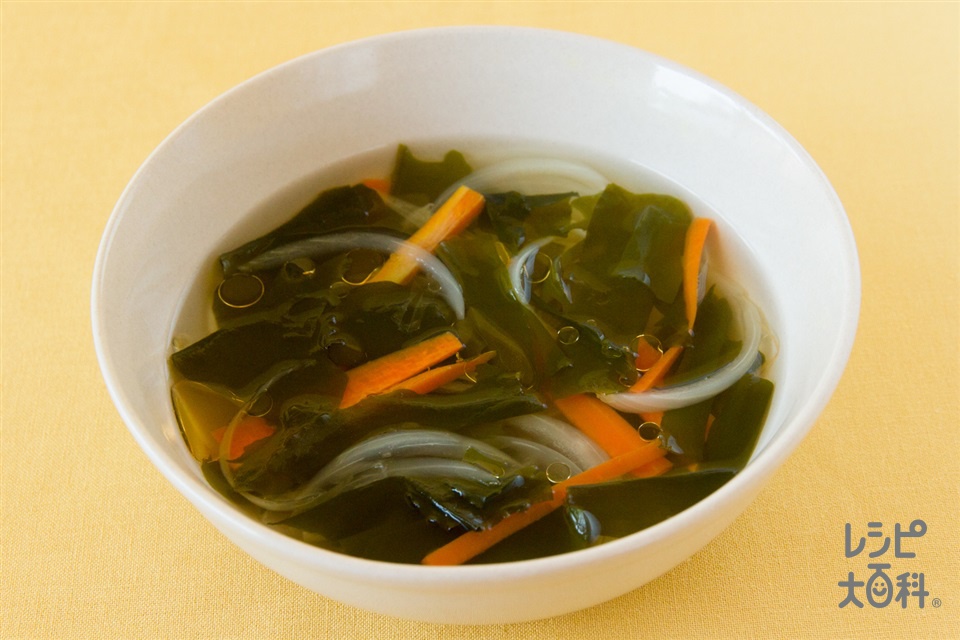 とろとろ♡なめことわかめの卵スープ