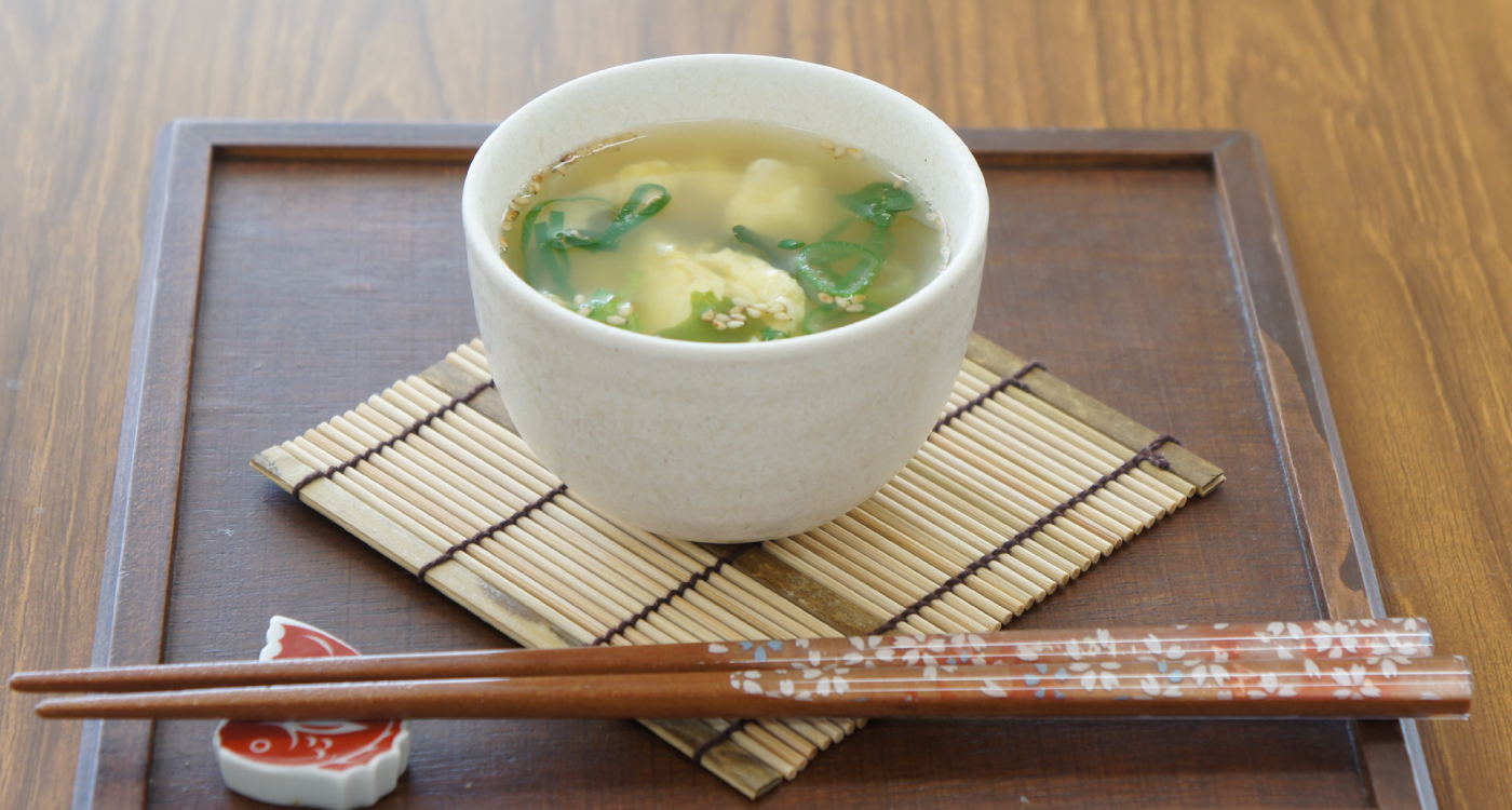玉ねぎとたまごの和風スープ