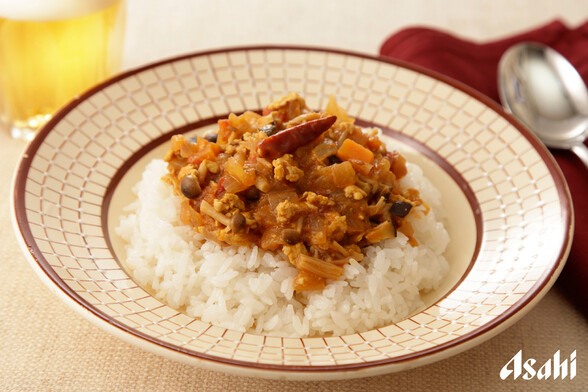 カレー飲み”がアツい！ マニア「カレー細胞さん」が教える楽しみ方ガイドカレーハウスハウス食品