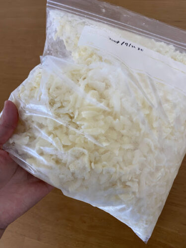 チーズをパラパラで保存する裏ワザ！意外すぎ簡単すぎの方法はSNSで「マネしたい」「試してみます」の声 お天気ママ- エキスパート -Yahoo!ニュース