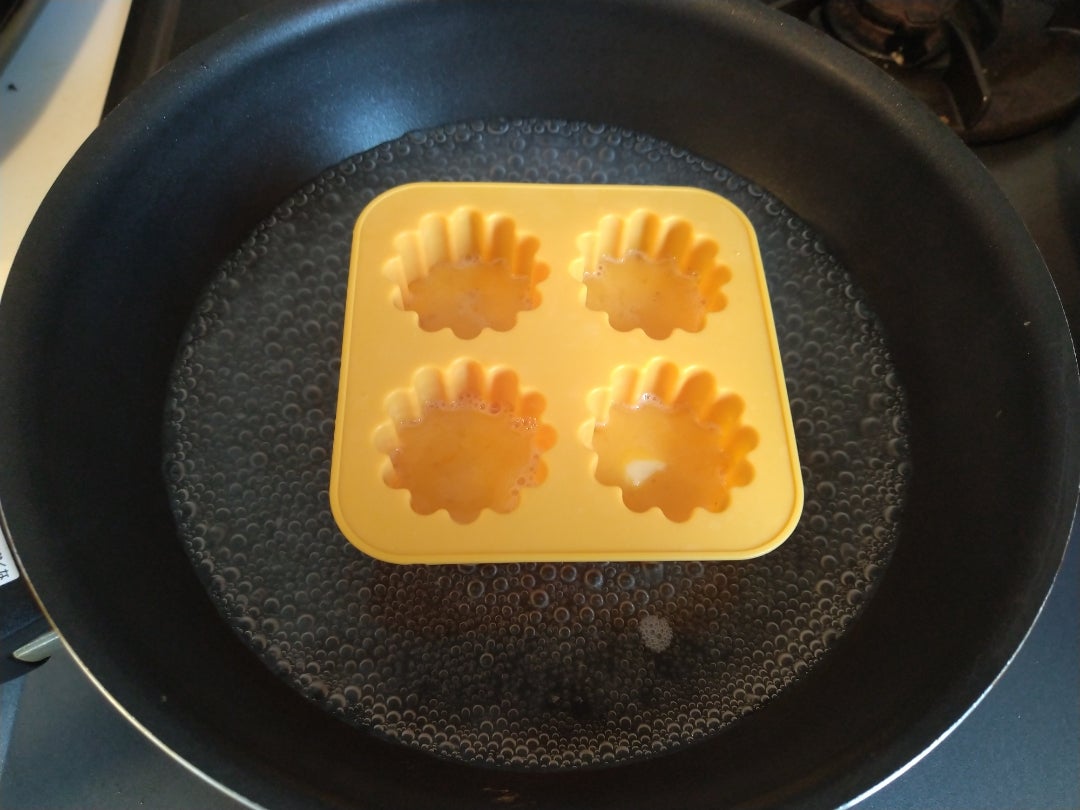 しっとりふんわりたまご蒸し４個入YKベーキングカンパニ