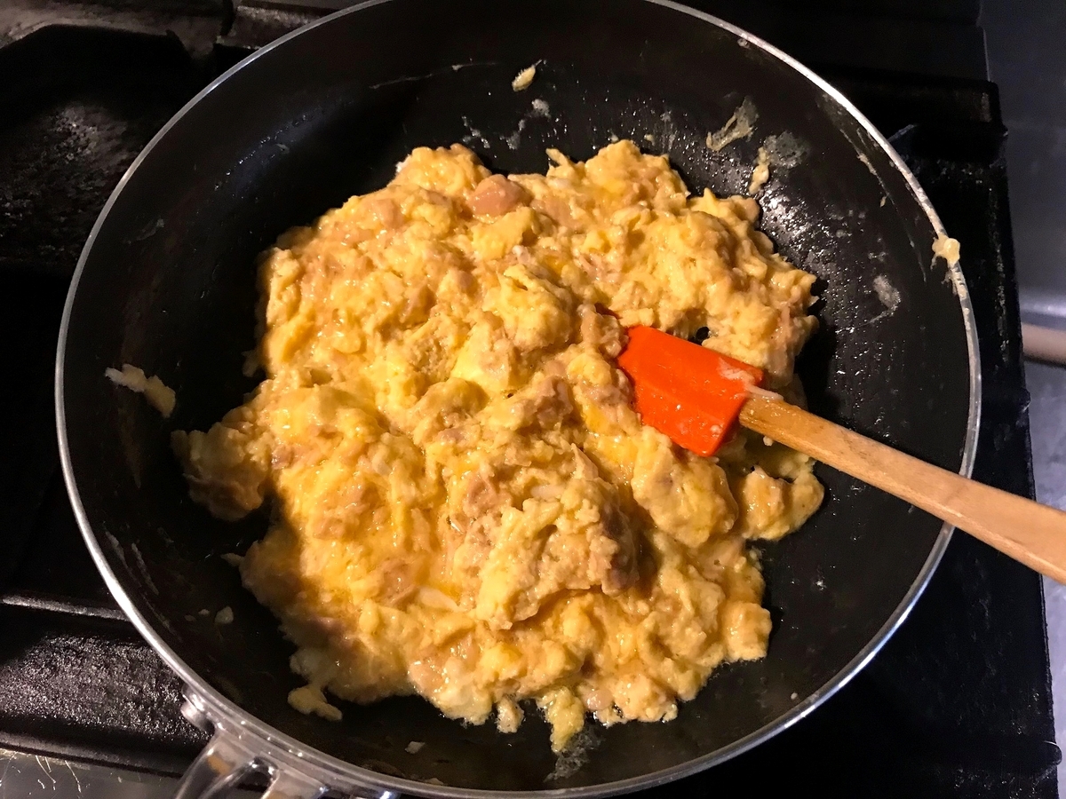 10月20日ヒルナンデス！で放送された節約レシピ4品を徹底紹介！キャベツのナムルからピーマン肉詰めトマト煮スイートアップルクレープまで -つくりおき食堂