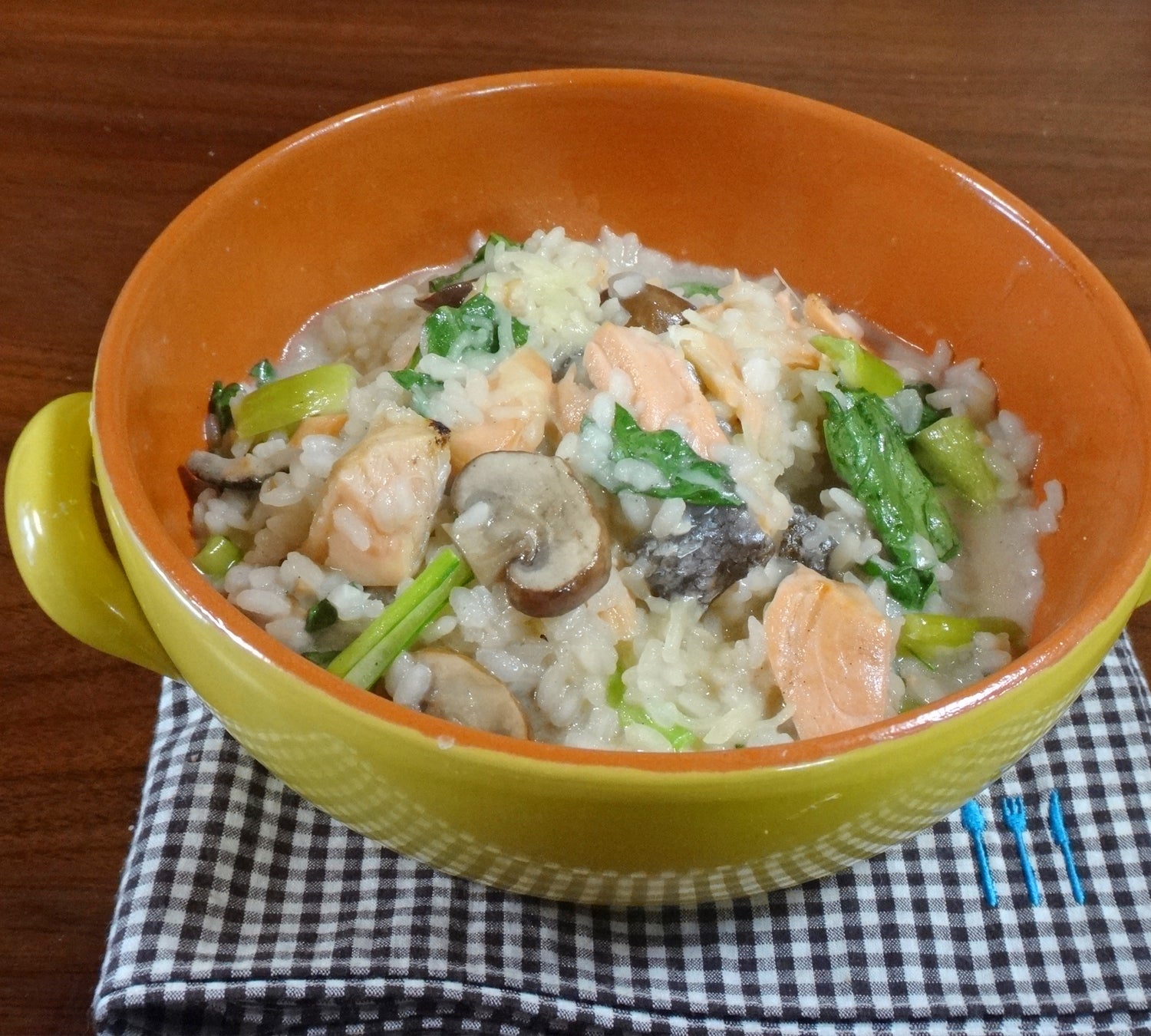 鮭のリゾット株式会社メモス