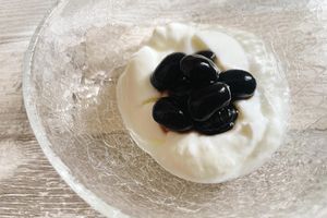 木箱ごと焼いたチーズを野菜や魚介にとろ～り。タサン志麻さんの「モンドール フォンデュ」家庭画報.com“素敵な人”のディレクトリ