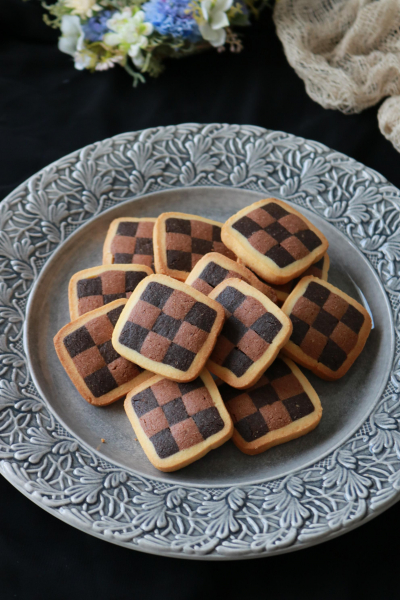 テクニック不要な「ステンシルクッキー」の作り方 - NUT2deco ナッツデコ