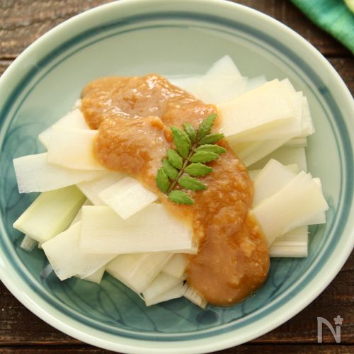 うどの酢味噌あえ レシピ・作り方クラシル