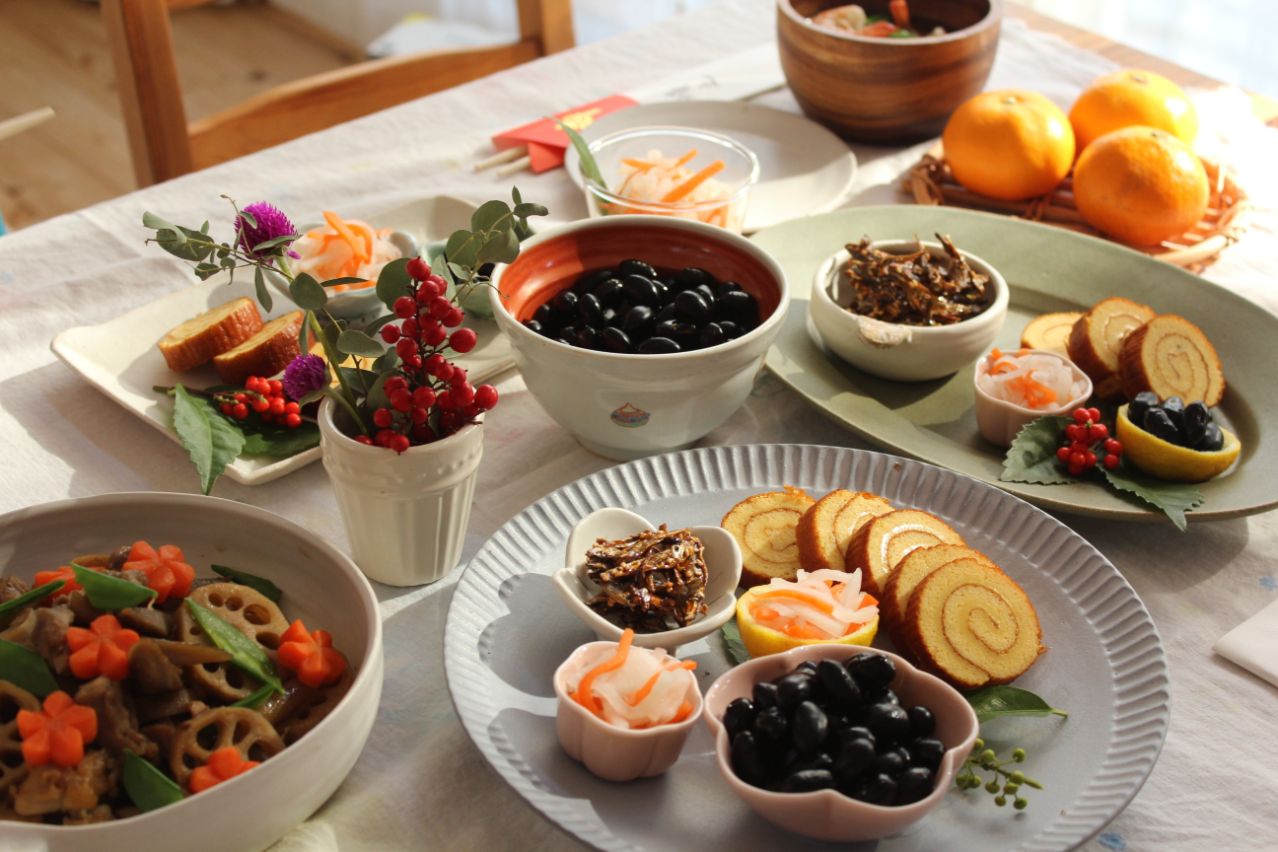 ワンプレートおせちがかわいい！盛り付けがおしゃれに決まるお皿の選び方おうちごはん