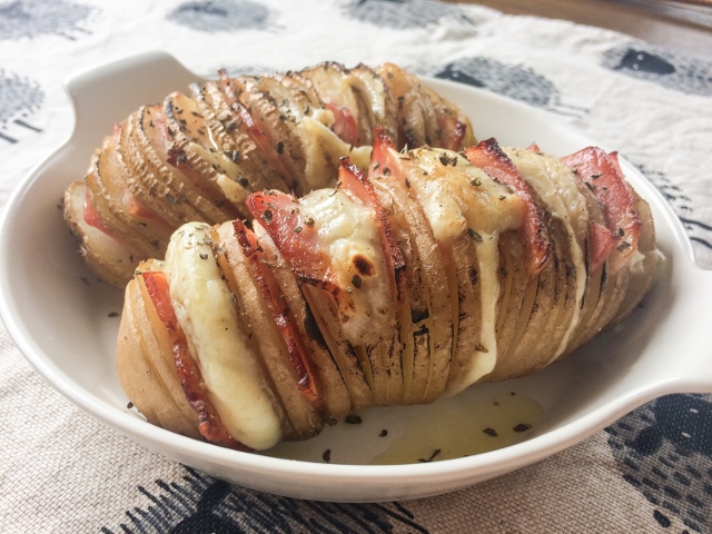 ミニハンバーグ』のチーズポテトのせ - レシピ - 冷凍食品・冷凍野菜はニチレイフーズ