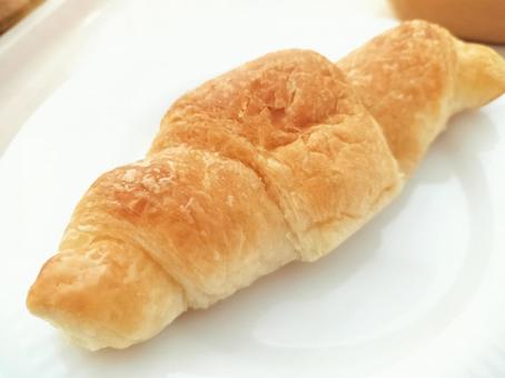 クロワッサン食品画像のそざい屋さん商用可の食べ物フリー画像配布サイト