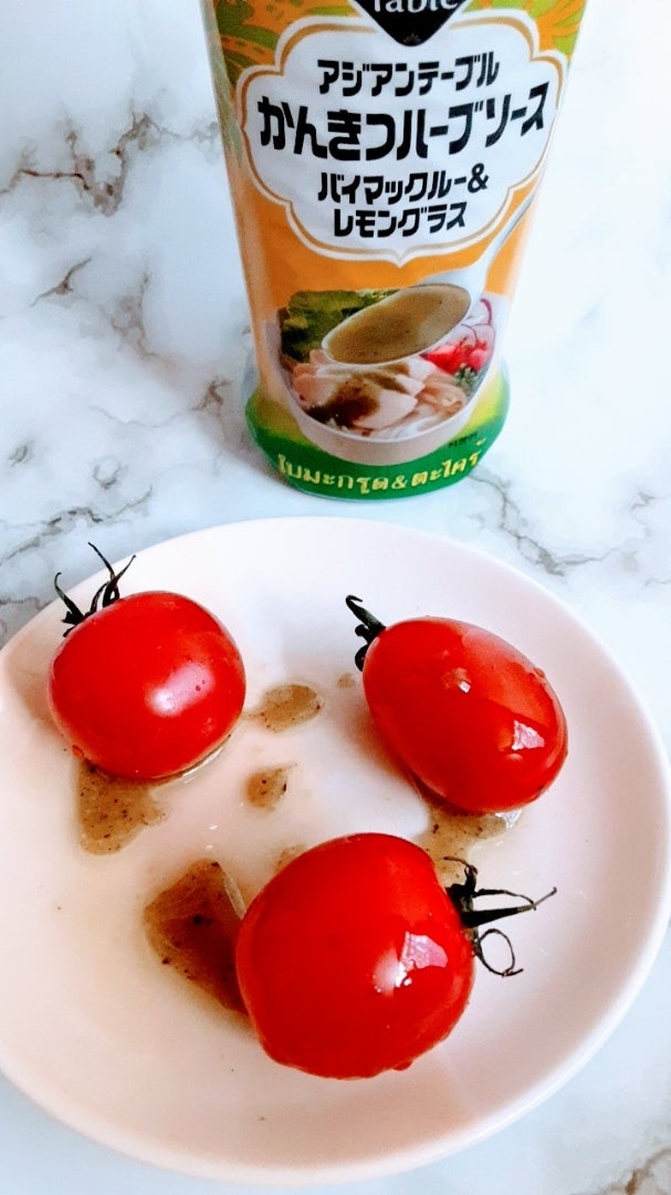 アジアンテーブル かんきつハーブソース バイマックルー＆レモングラス業務用商品キユーピ