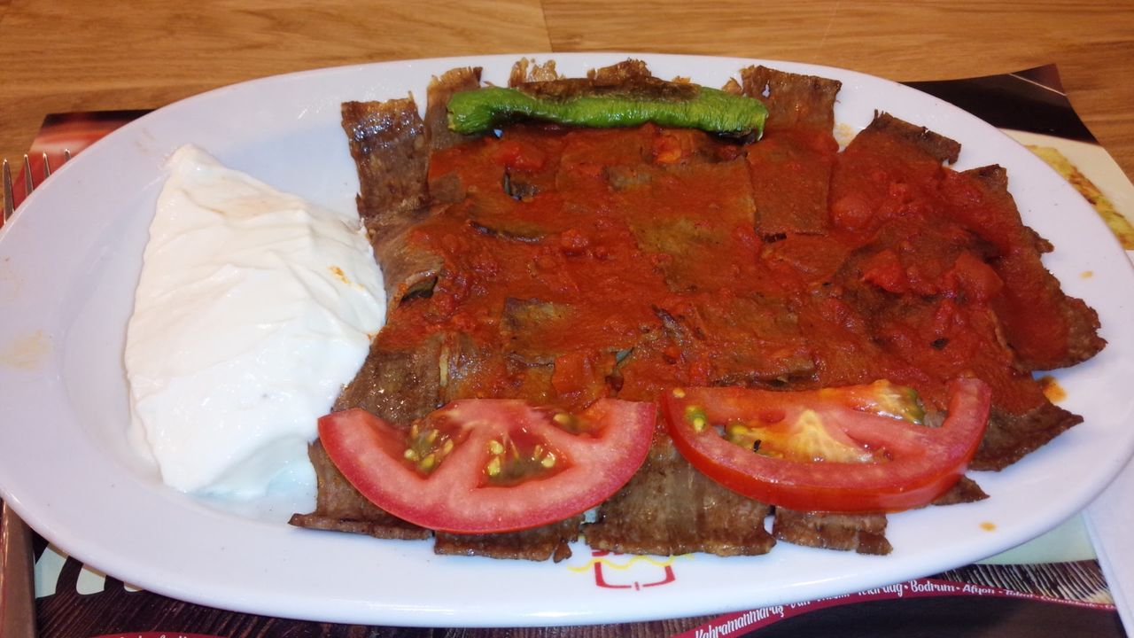 ヨーグルトソースはトルコ料理の万能選手！おすすめ簡単レシピや活用法を紹介ターキッシュ・カルチャークラブ