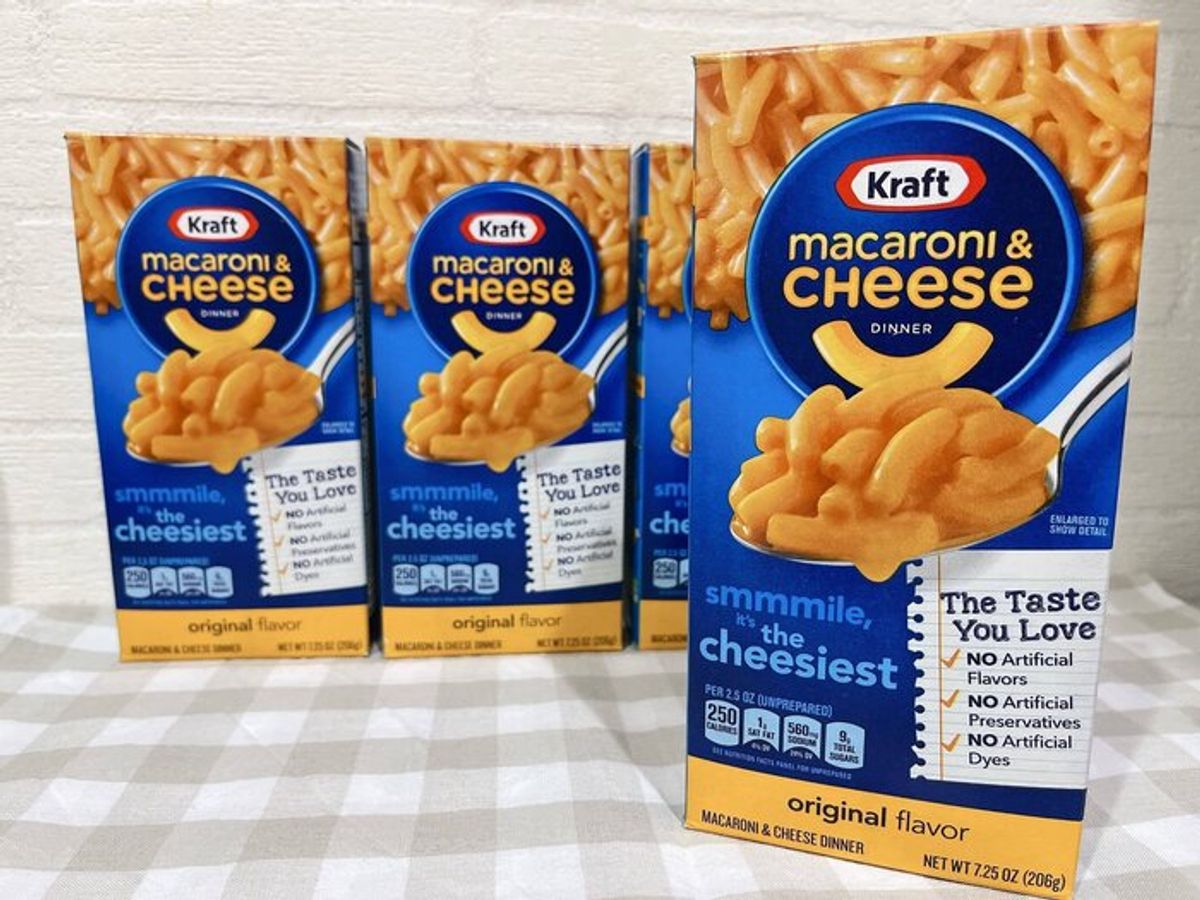 KRAFT クラフト チーズソース付きマカロニ 18P コストコの18箱『クラフト マカロニ＆チーズ』は
