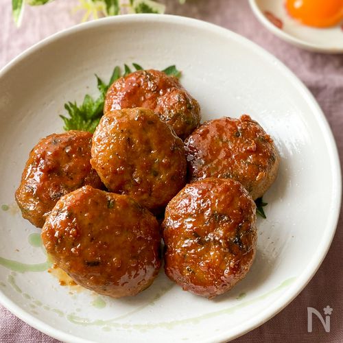 大葉入り豚つくねの作り方♪爽やかでふっくら柔らかいです。濃い目のタレがご飯のおかず、お弁当等に最高に美味しいです