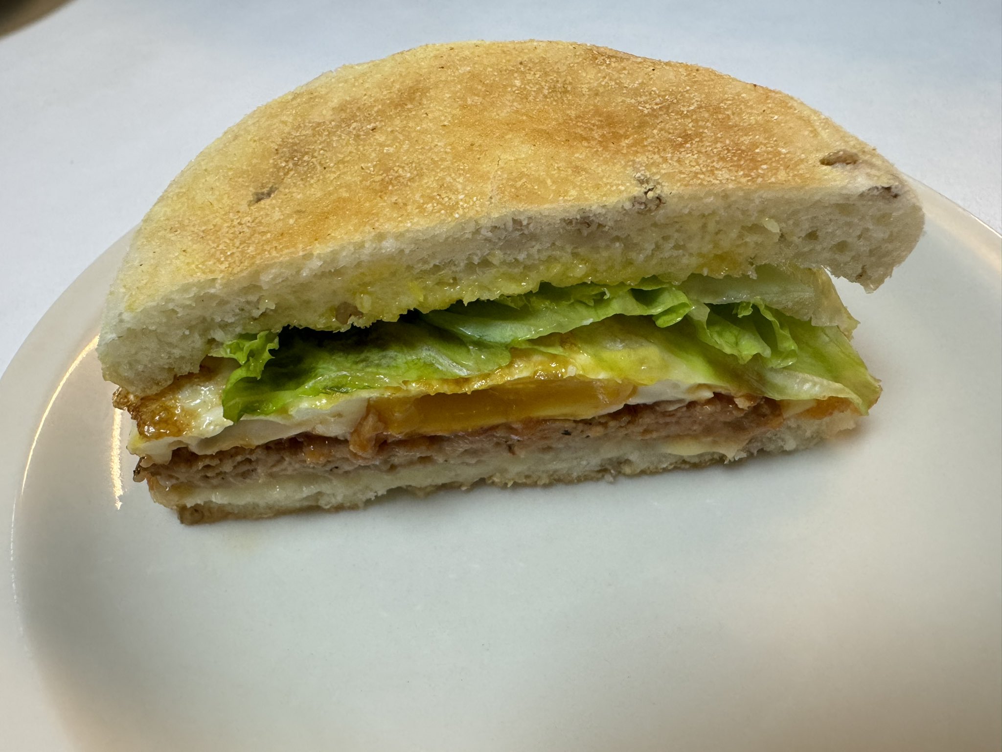 朝マック再現 ソーセージエッグマフィン作ってみた レシピ- おうちごはんストーリ