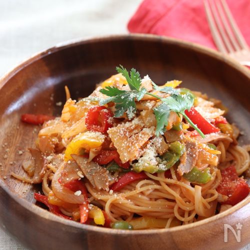 ミートボールでうどんナポリタン - おイシイレシピ - おイシイくらし