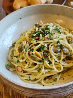 つくれぽ1000ボンゴレビアンコレシピ人気1位～40位を冷凍あさりのむき身を使う作り方から白ワインなしで作る簡単レシピまで紹介クーカイ-Cookai