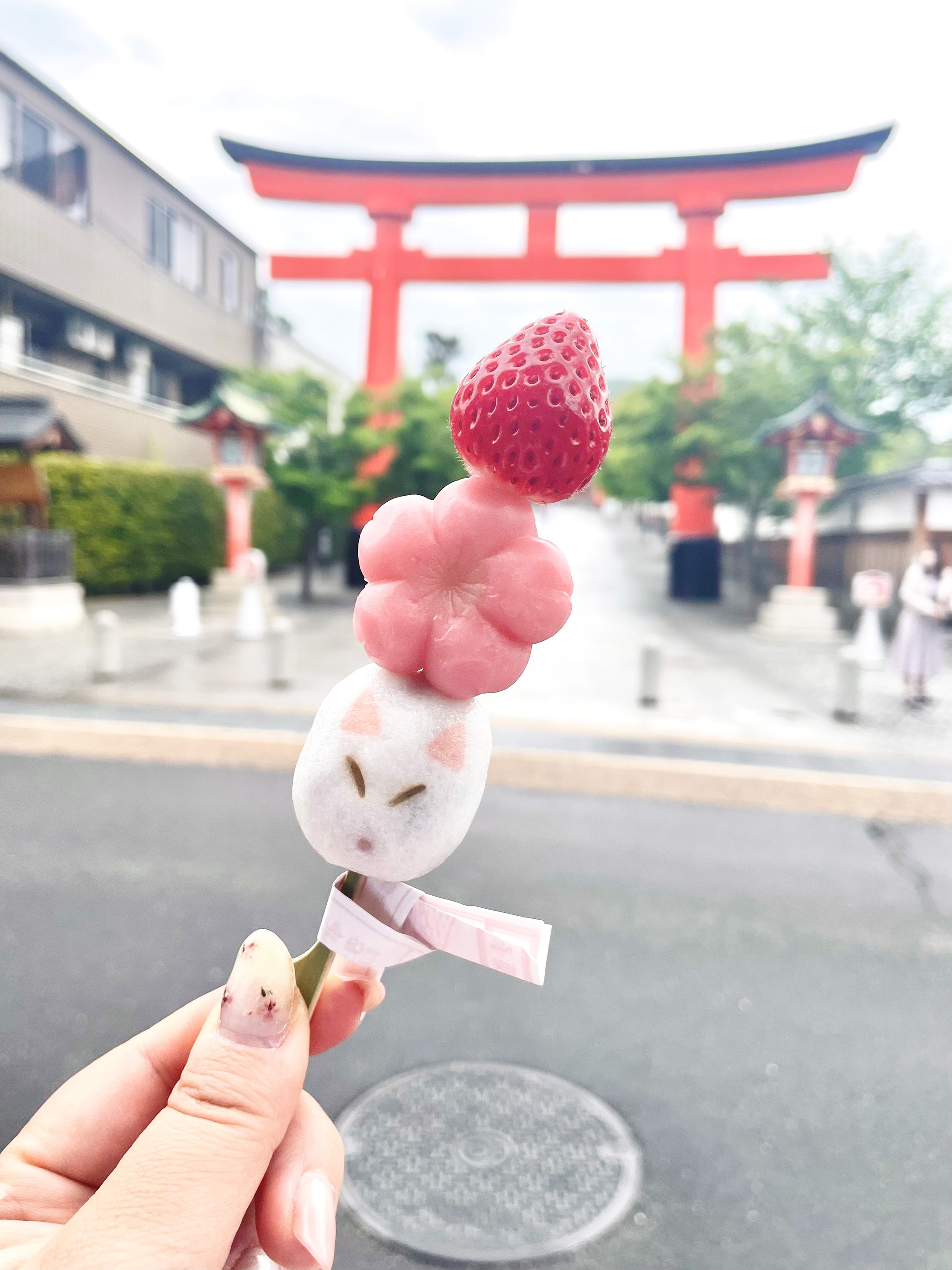 伏見稲荷大社近くの名物土産！松屋の稲荷煎せんべい「おせんの里 松屋」