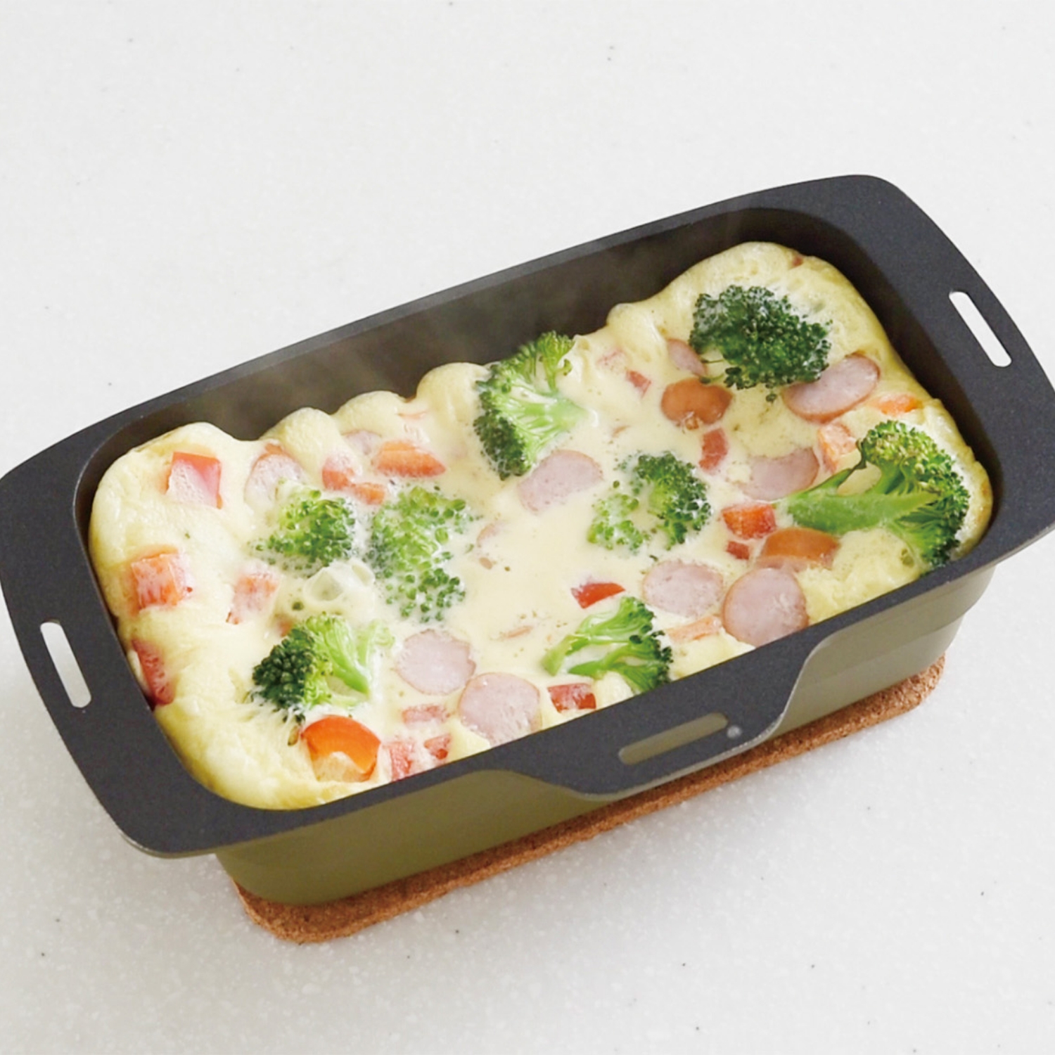 トースターパンプラス トースターパン 葛恵子 トースター調理器具 オーブントースター専用 鍋 炊飯 トースタークッキング スクエア オーブントースターフライパン カレー 煮物 焼き魚 蒸し料理 蓋付き レッド カーキ ミルクティ