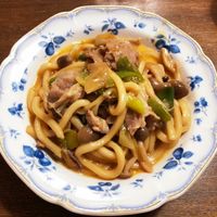 老舗すき焼き店の調理長直伝！シメのうどんで「すき焼き」のうまみを食べつくして♪ 2ページ目- レタスクラブ