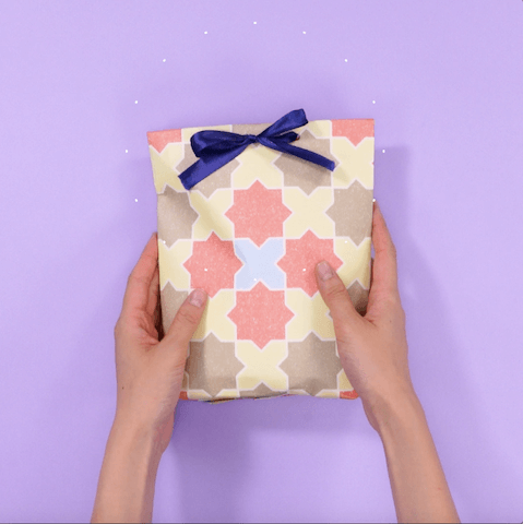 🎁マトリョーシカ風BOX🪆⁡ ⁡*⁡ ⁡箱を開けたら箱開けたらまた箱みたいなのを作って欲しいとご依頼いただき挑戦してみました！⁡ ⁡*⁡こういうのワクワクしますよね💕⁡ ⁡*⁡パステルアイスブルー ⁡パステルミント⁡ ⁡*⁡マトリョーシカギフトボックスBOX箱手作り