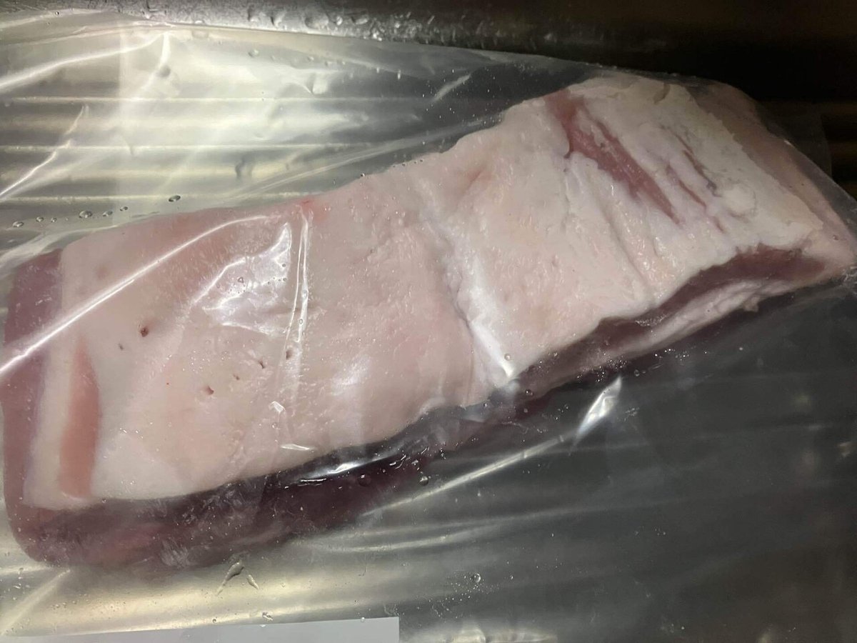 塩ふって一晩寝かすだけ！豚バラブロックで作る万能保存食「塩豚」は塊肉が安く買えたら絶対に作るべき - ぐるなび みんなのごはん