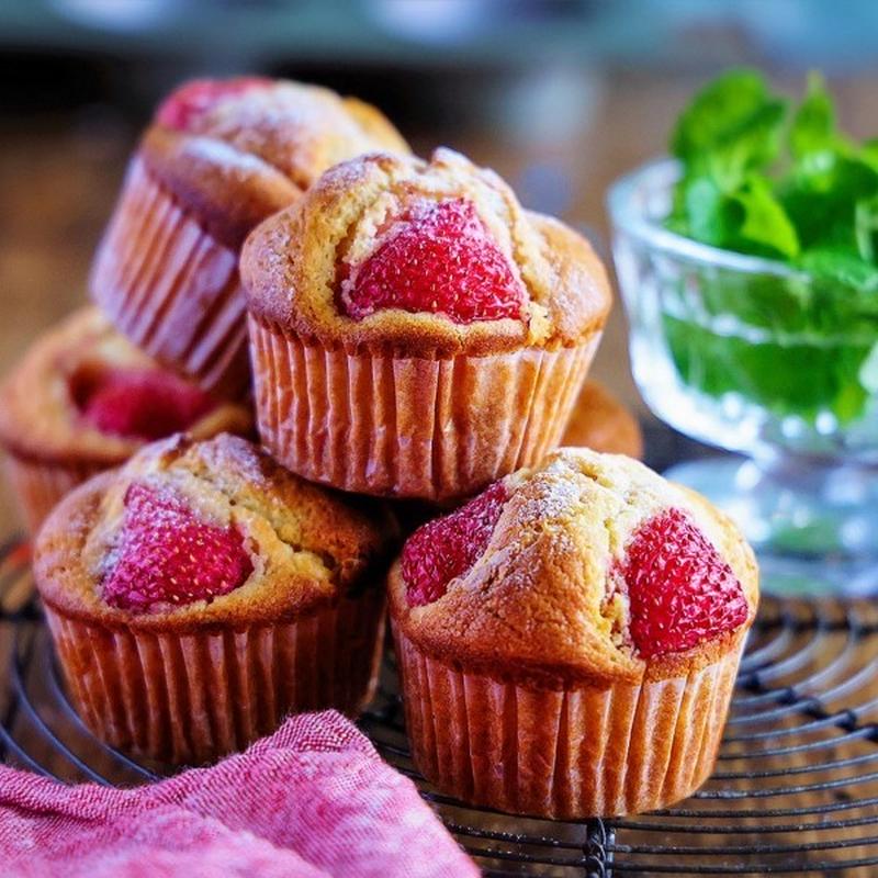 業務スーパーの冷凍いちごで作る ノンバターマフィン