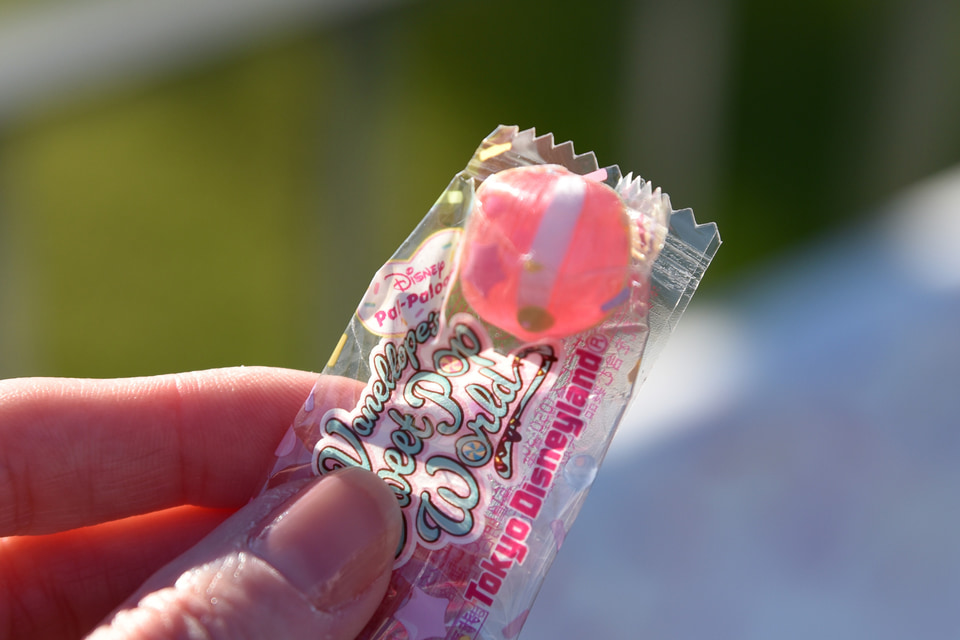 𝕄𝕪 𝕊𝕠𝕨𝕖 𝔹𝕚𝕝𝕝🟢🍬🫧🫢 ⁡ 飴にくっつけられる サワービル大好き界隈🫶🏻🟢🍬🫢💗 ⁡パーク公式のグッズの キャンディスティックに作って貼り付けた💚✌🏻 ⁡ 早くパークに持って行きたい〜🤣💚💚笑 ⁡disney disneypalpalooza tokyodisneyresort sugarrush