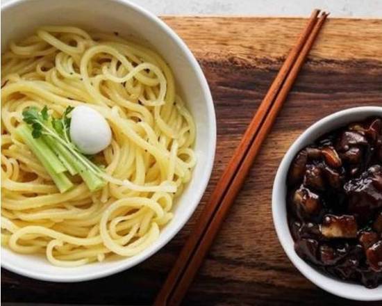 60鶏チキン ユッシッケチキンBTSのジョングクさんが食べたと話題のチキン店- きむ兄弟の韓国メディア